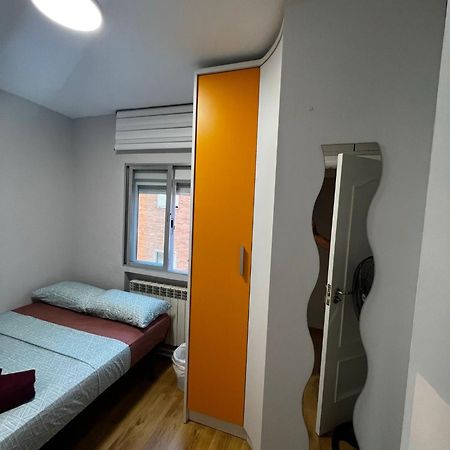 Bed Vallecas Hotell Madrid Eksteriør bilde